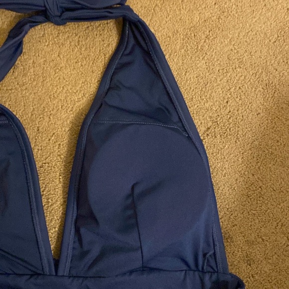 ***NWT*** CUPSHE HALTER RUCHED TUMMY CONTROL ONE PIECE SWIMSUIT - Picture 9 of 12